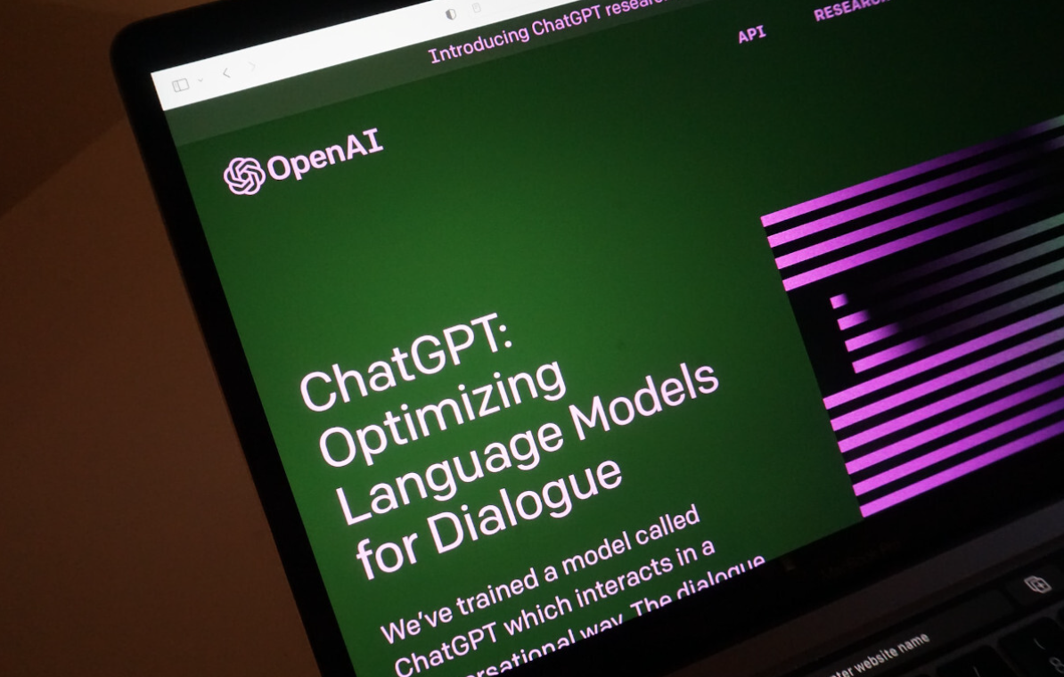 Kết quả thực nghiệm bất ngờ: ChatGPT chọn cổ phiếu tốt hơn các quỹ đầu tư